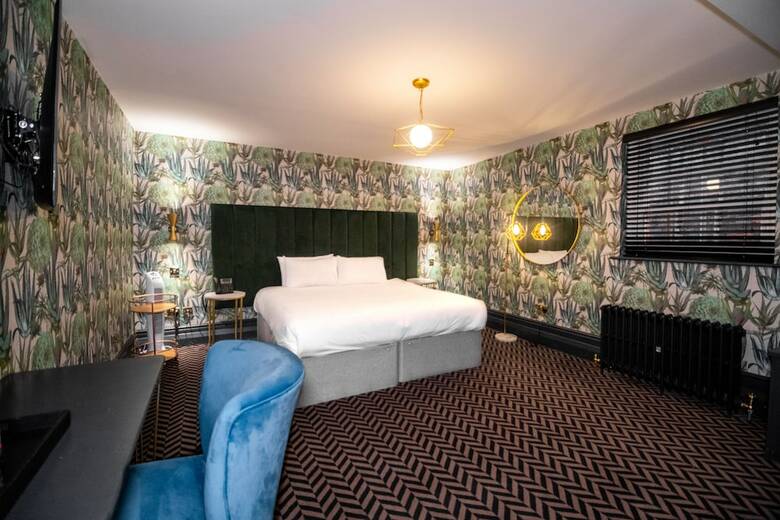 Lock & Key Hotel