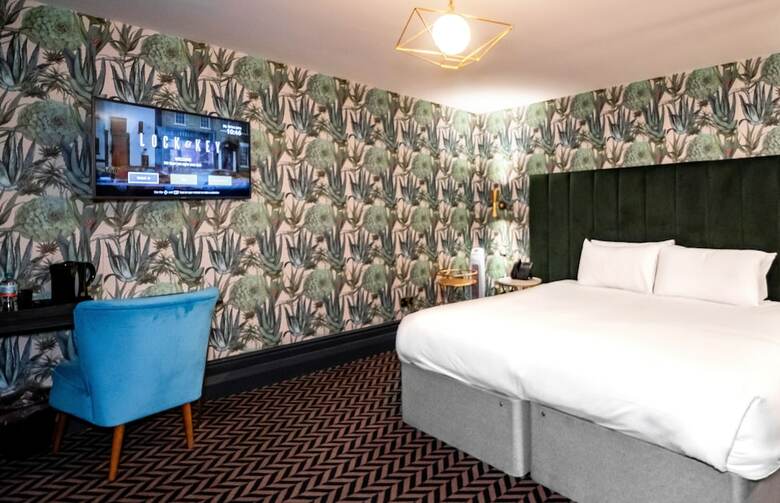 Lock & Key Hotel