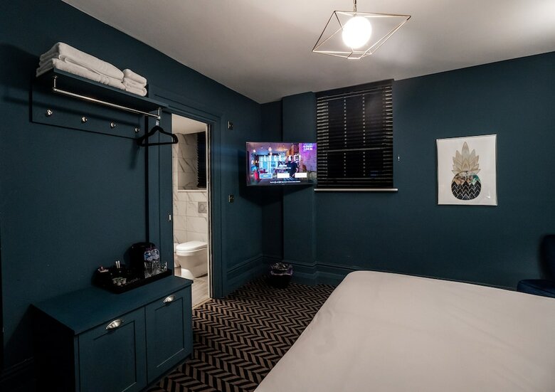 Lock & Key Hotel