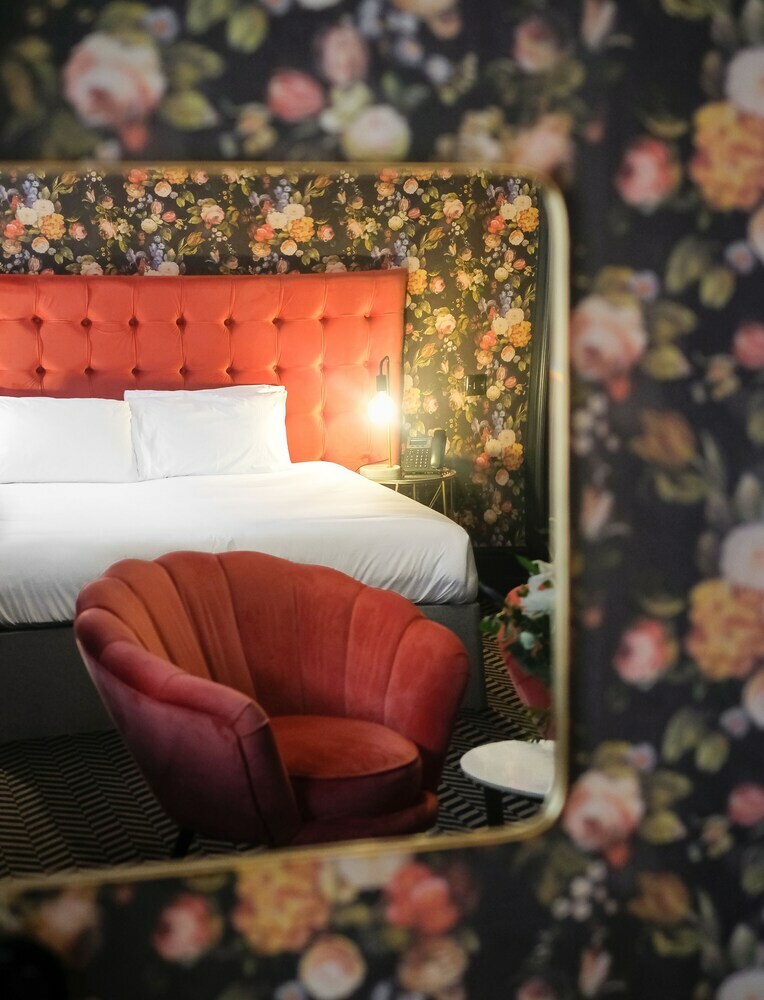 Lock & Key Hotel