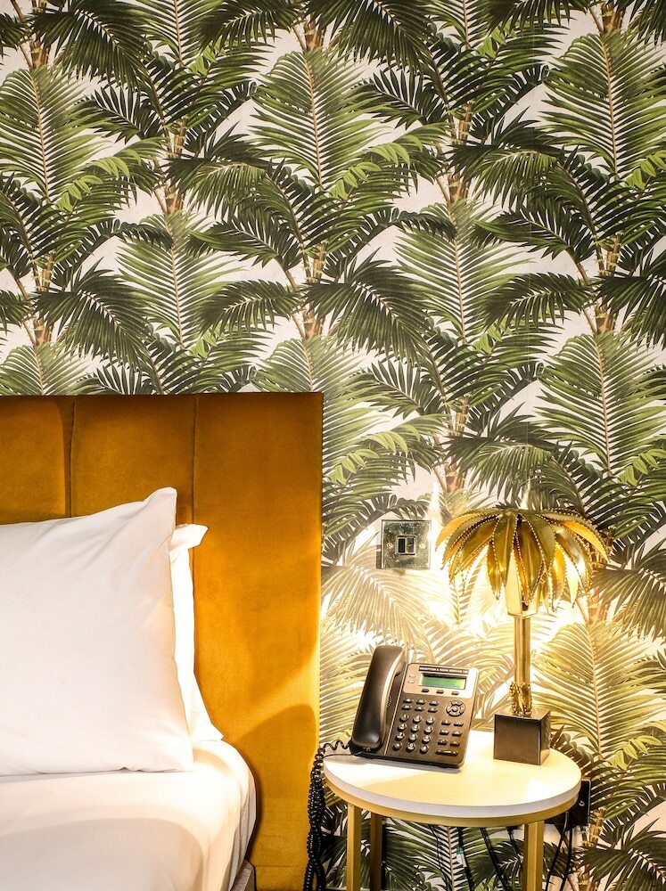 Lock & Key Hotel