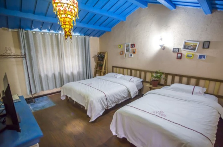 Hostal Zhangjiajie April Day Hostel