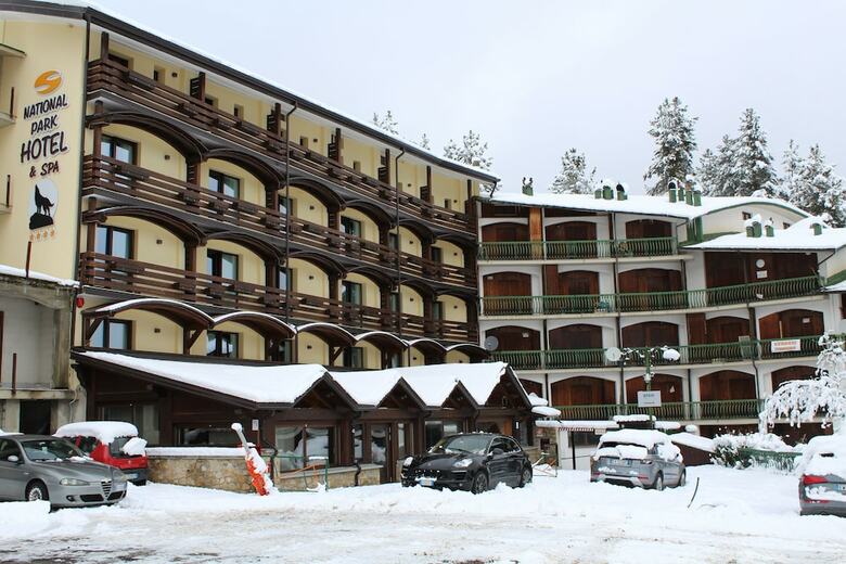 National Park Hotel & Spa