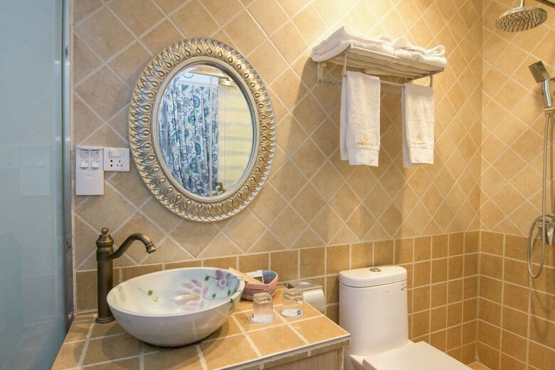 Hotel Dream Garden Inn
