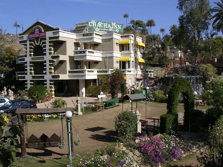Hotel Chacha Inn