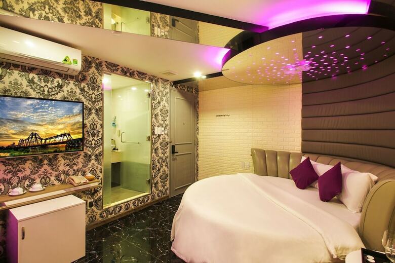 Cupid Hotel
