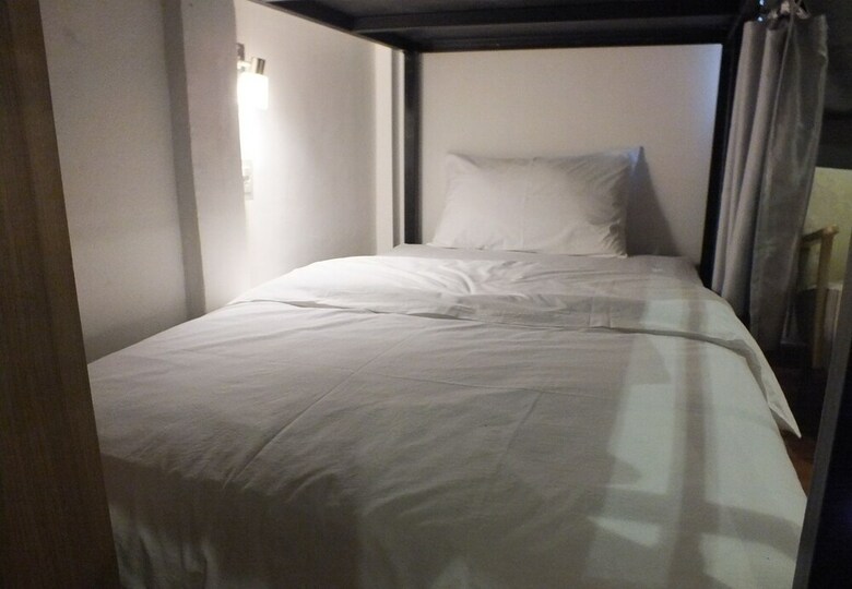 Hostal 09 Hostel