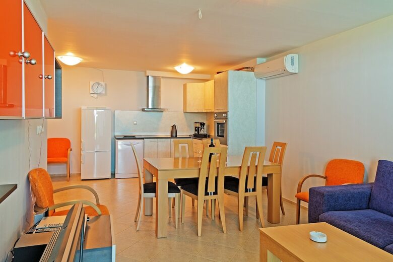 Apartamentos Black Sea Paradise