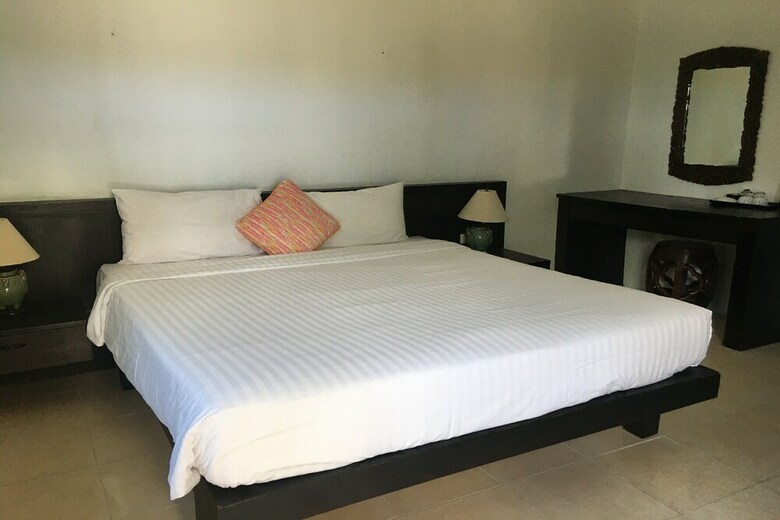 Hotel Praewa Villas Naiyang Phuket