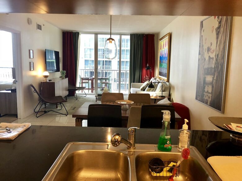 Aparthotel Opera Tower By Suarez Vacation Rentals