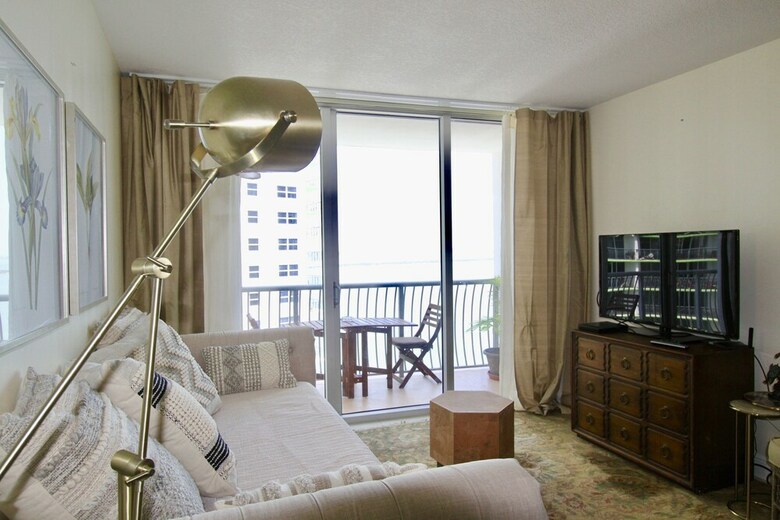 Aparthotel Opera Tower By Suarez Vacation Rentals