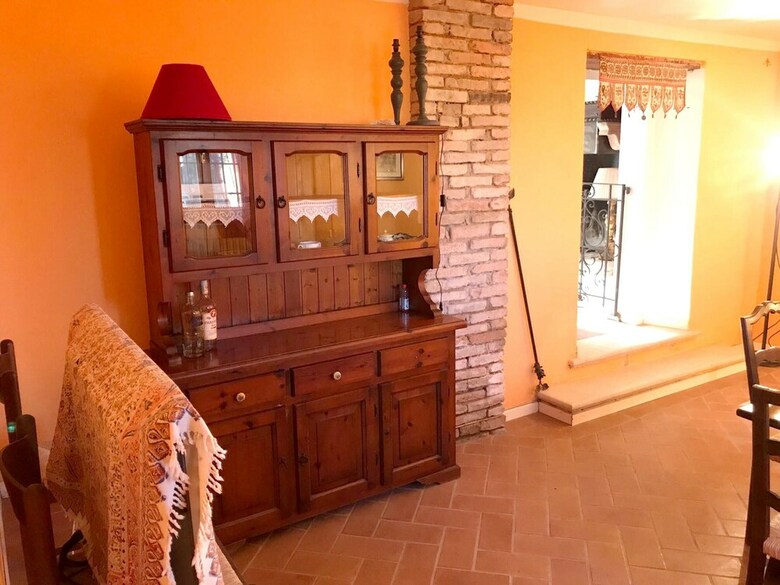 House With 3 Bedrooms In Fiesse