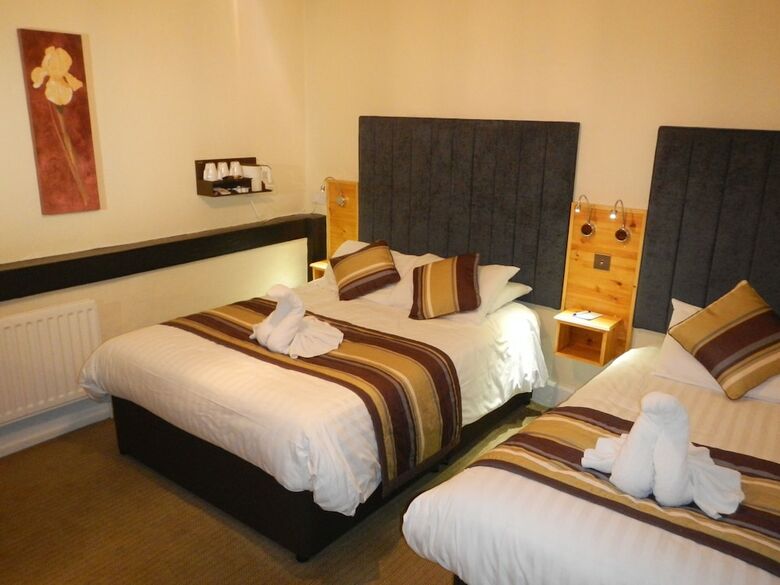 The Burton Hotel And Cloud Nine