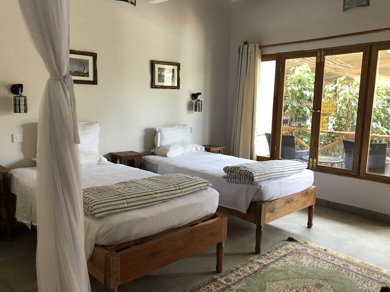 Bed & Breakfast Tamani Villas Annex