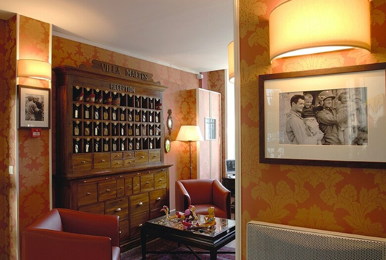 Hotel Churchill H�tel Bayeux