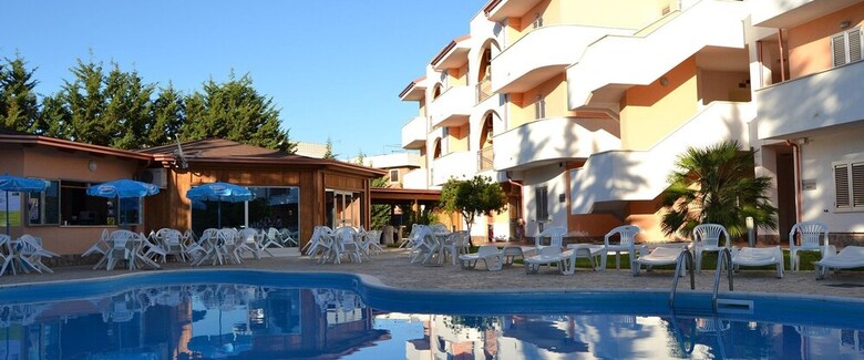 Apartamento La Marina Residence Club