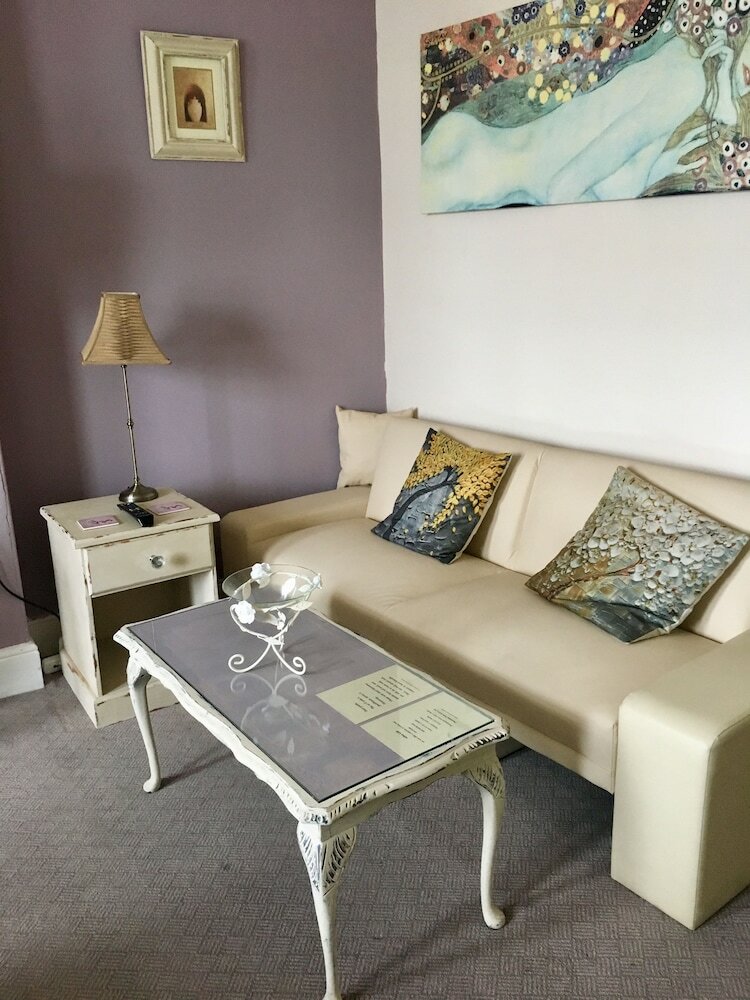 Hotel Stoneway Guest House