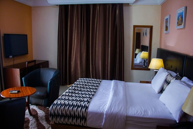 Hotel Chaka Resort & Extension