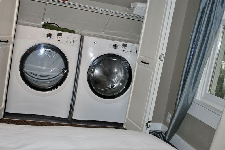 Stylish Craftsman Premium Comfort
