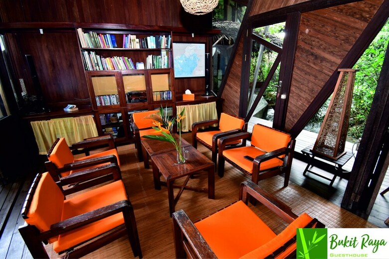 Hotel Bukit Raya Guesthouse