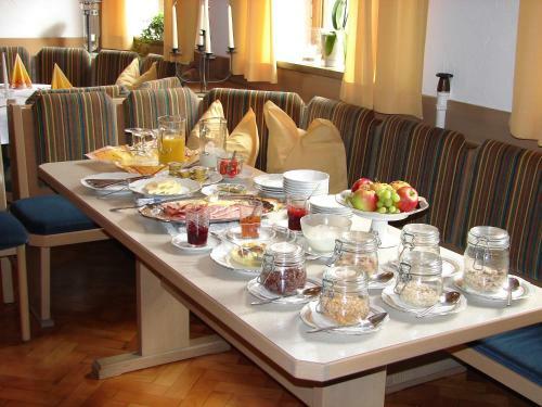 Hostal Gasthaus Zur Traube