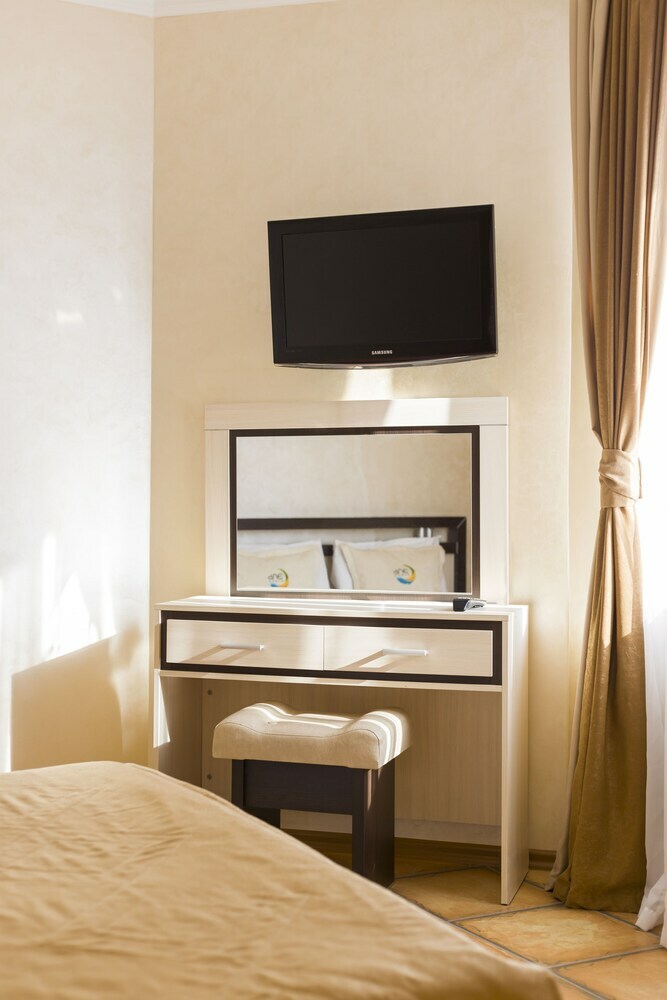 Elle Hotel