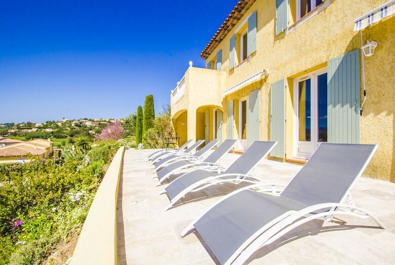 Villa Coupo Santo