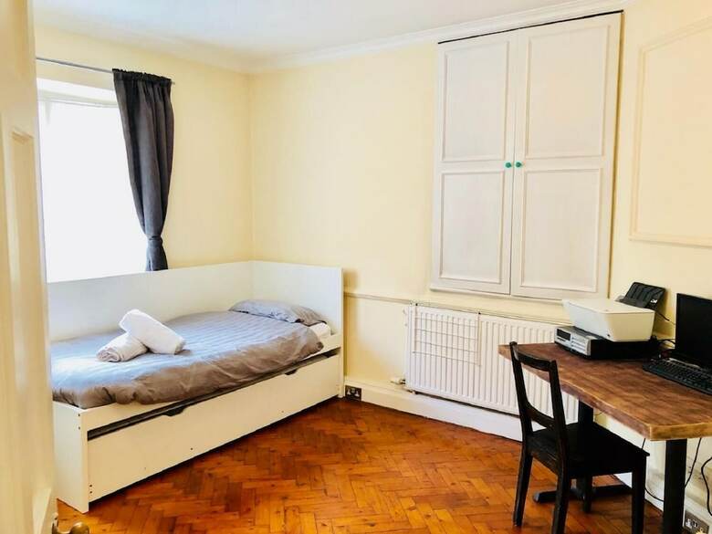 Mayfair Holiday Apartment
