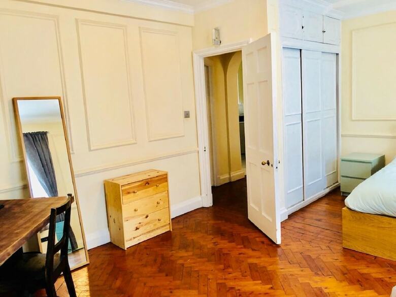 Mayfair Holiday Apartment
