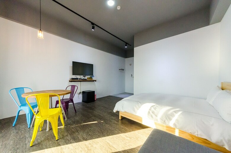 Hotel Sea Breeze B&B