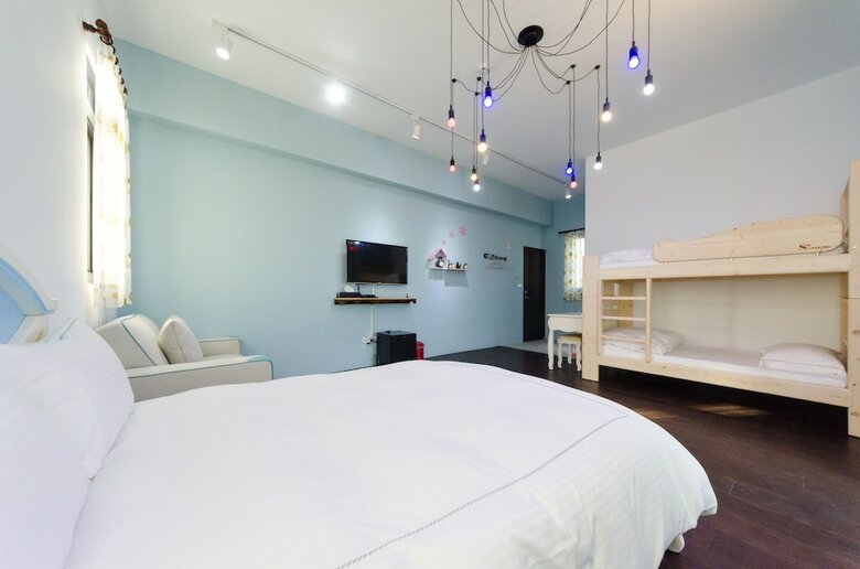 Hotel Sea Breeze B&B