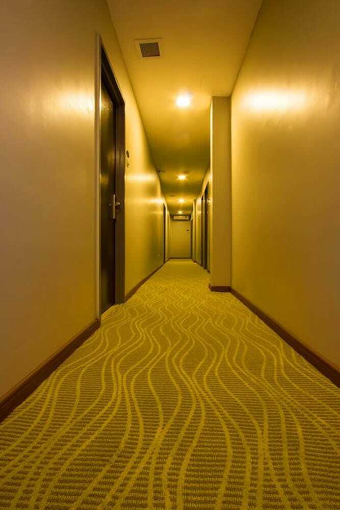 Prince 33 Hotel