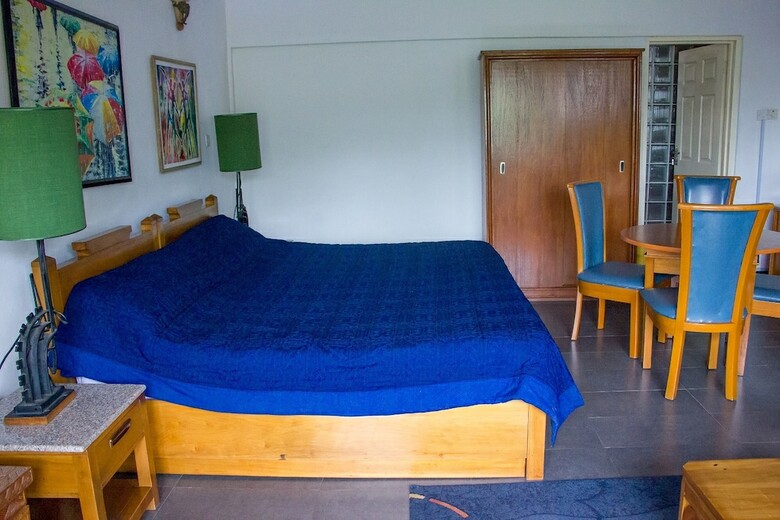 Elliotnass Hotel