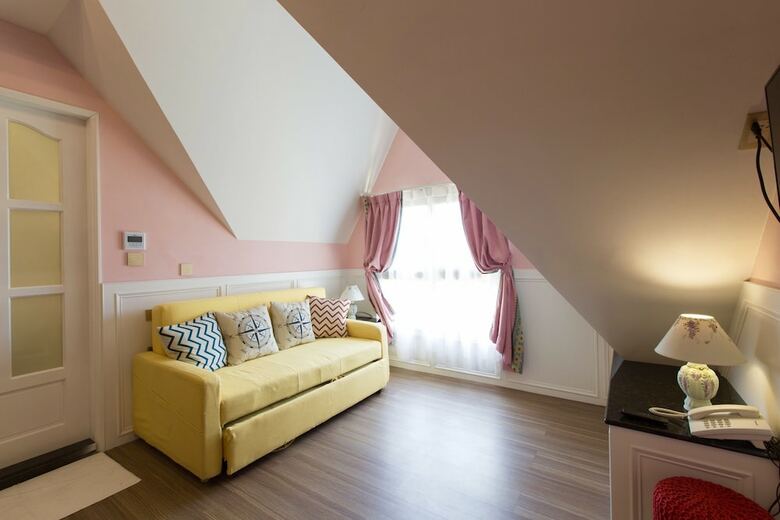 Bed & Breakfast Puli Story House