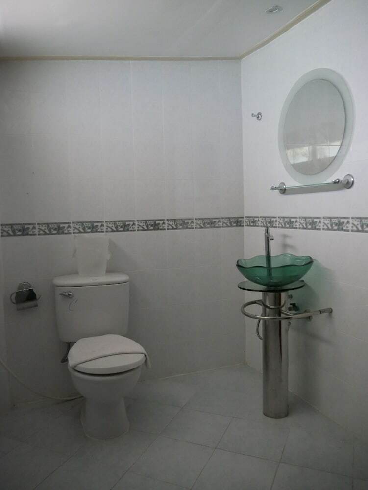 Hotel Ruenthai Jong Lux