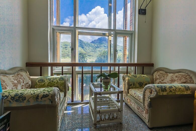 Kenting Maya House B&B