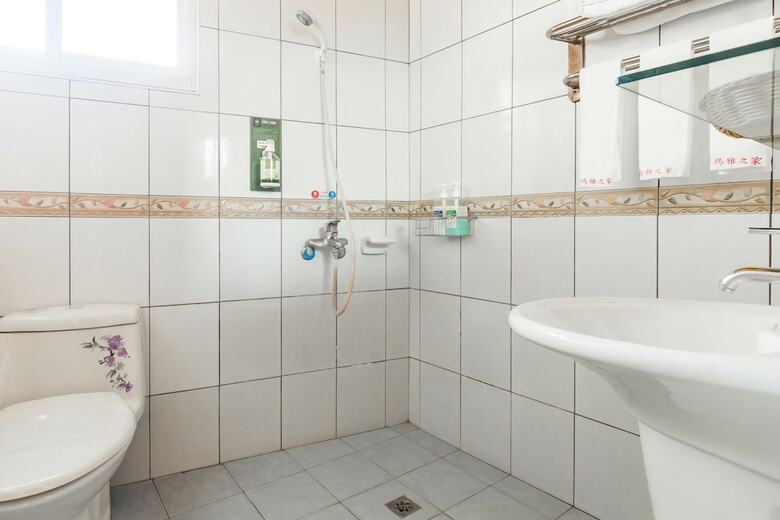 Kenting Maya House B&B