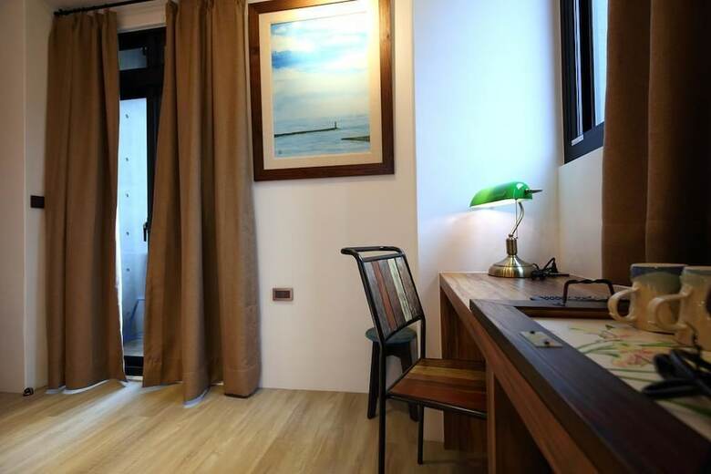 Hotel Midori Hostel