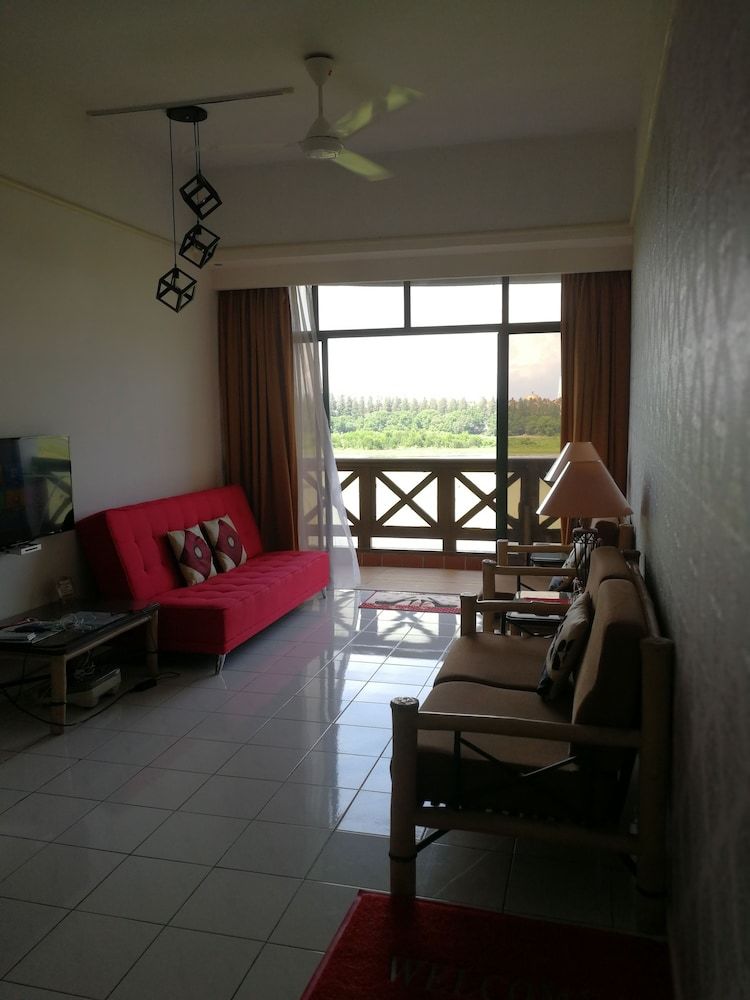 Ideal Mahkota Apartment