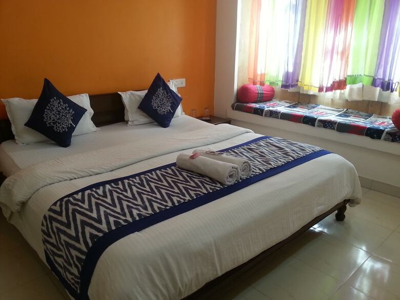 Gaji Hotel