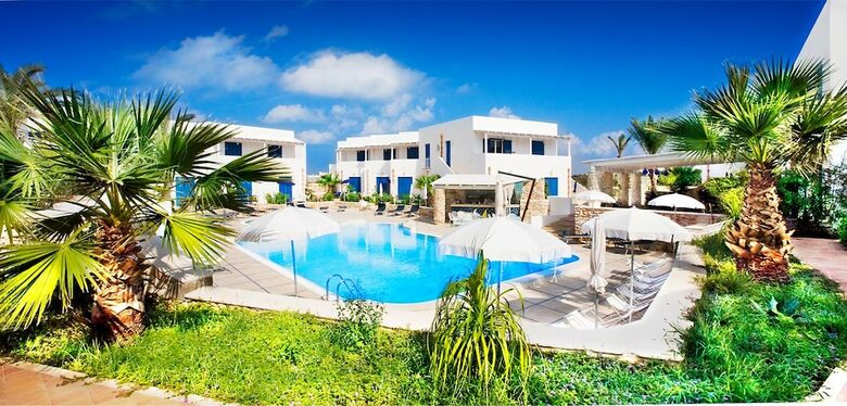 Residencia Cala La Luna Resort