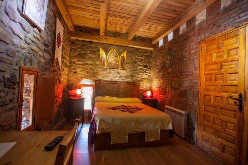 Castillo De A��n De Moncayo