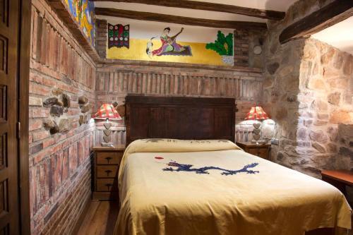 Castillo De A��n De Moncayo