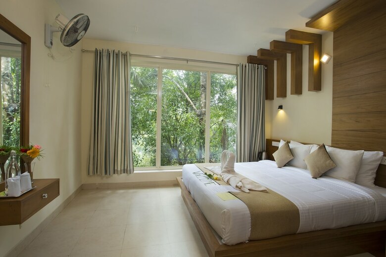 Hotel Adithya Nature Resort & Spa