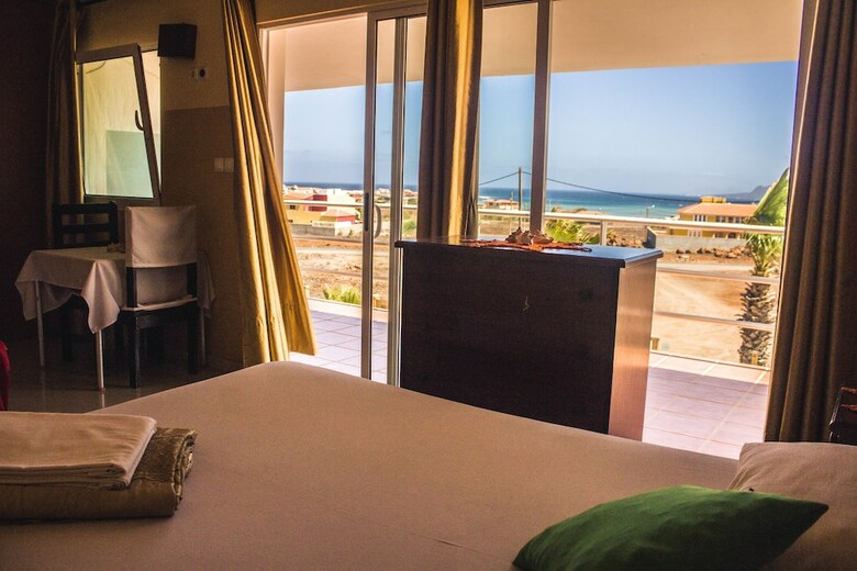 Bed & Breakfast Restaurante Baia Guest House