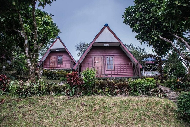 Hotel Ukrist Farm Hill Resort