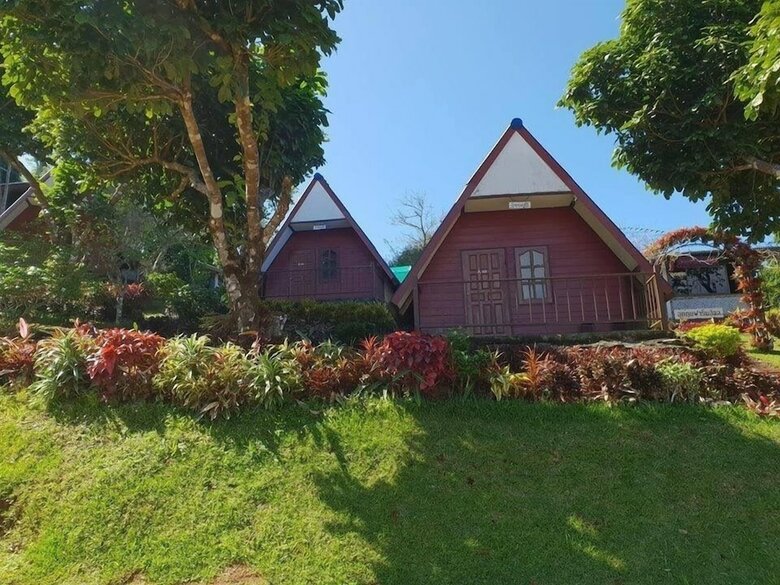 Hotel Ukrist Farm Hill Resort