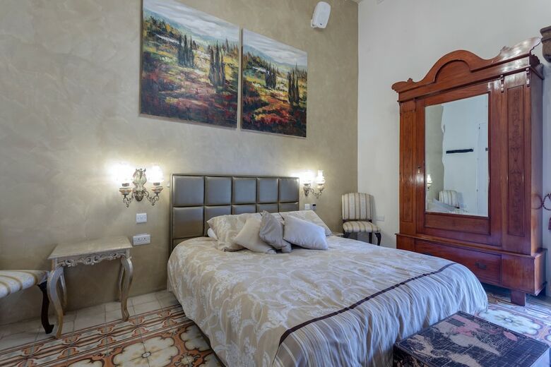 Hotel Maleth Inn Guest House