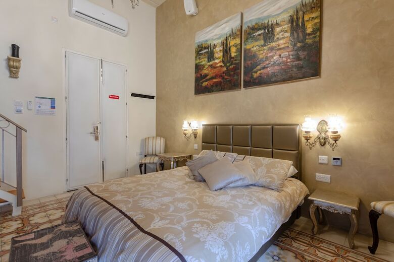 Hotel Maleth Inn Guest House