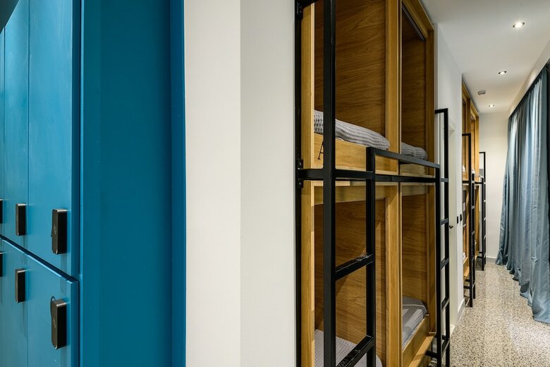 Hostal Mosaikon Hostel
